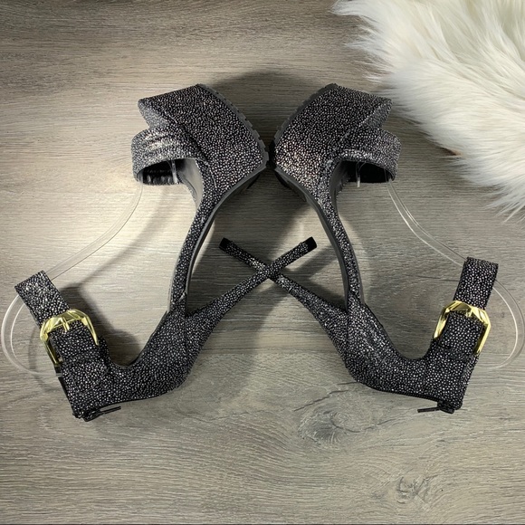 Qupid Platform Ankle Strap Open Toe Heel Size 8 - Picture 5 of 8